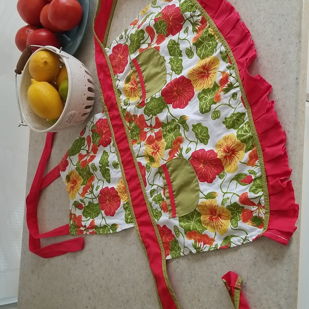 Children's Apron - Picture 2 of 5